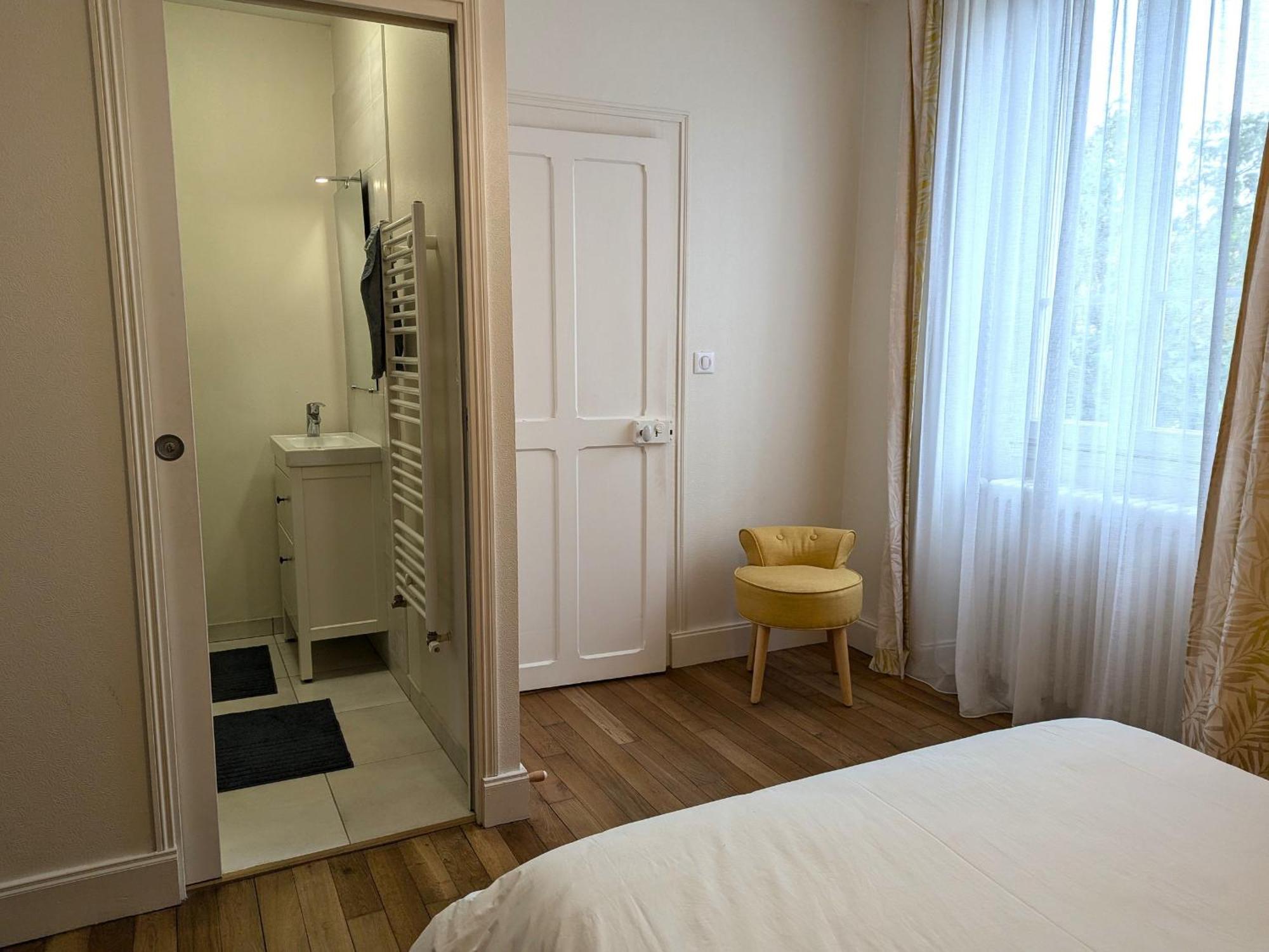 Gite Champetre A Mareau-Aux-Pres: Terrasse, Jardin, Et Confort Pour 6 Personnes - Fr-1-590-140 Mareau-aux-Prés Exterior foto