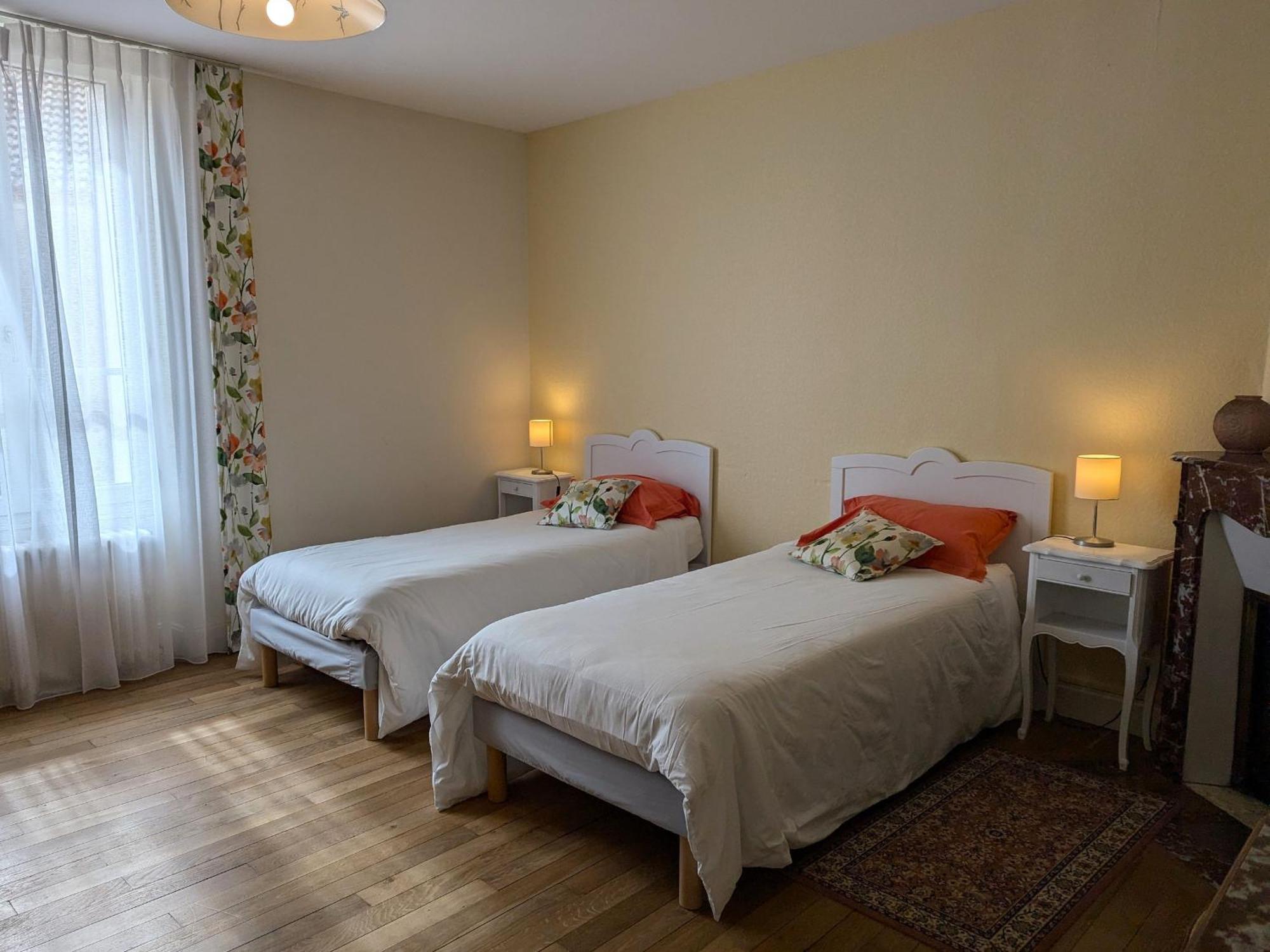 Gite Champetre A Mareau-Aux-Pres: Terrasse, Jardin, Et Confort Pour 6 Personnes - Fr-1-590-140 Mareau-aux-Prés Exterior foto